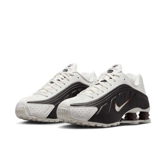 Shox R4 'Sail Fauna Brown'